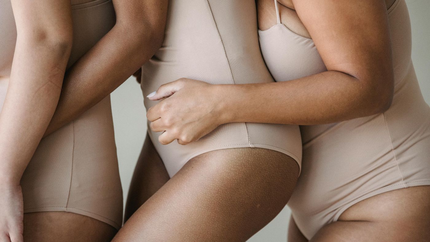 Negative body image and binge eating: women's bodies of different shapes and sizes